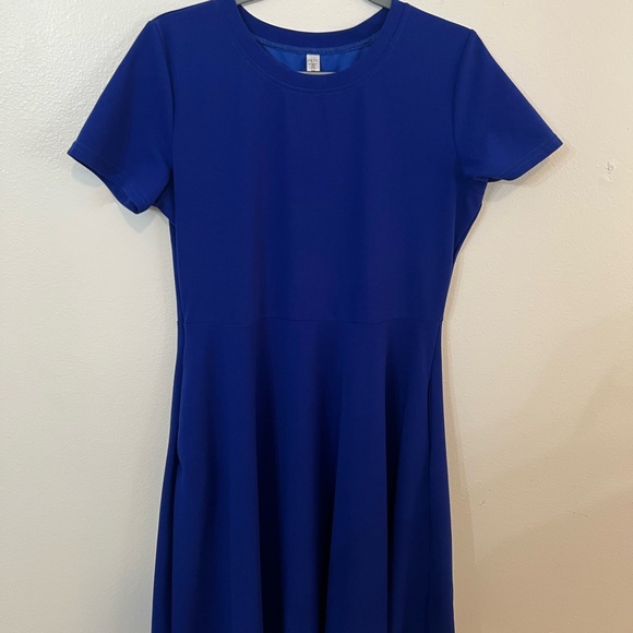 Elegant Sapphire Blue Mini Dress - Picture 5 of 9